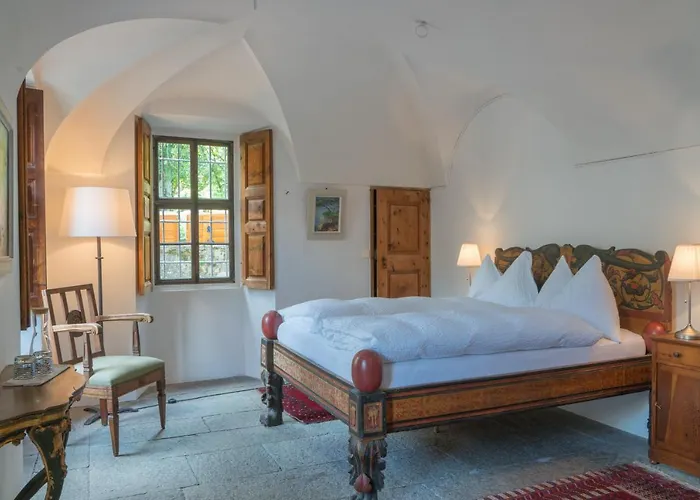 Palazzo Salis Hotel *